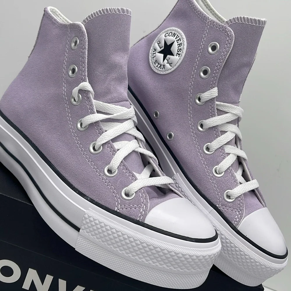 Converse Women's A15198C CTAS LIFT HI VAPOR VIOLET/WHITE/BLACK High Top Platform